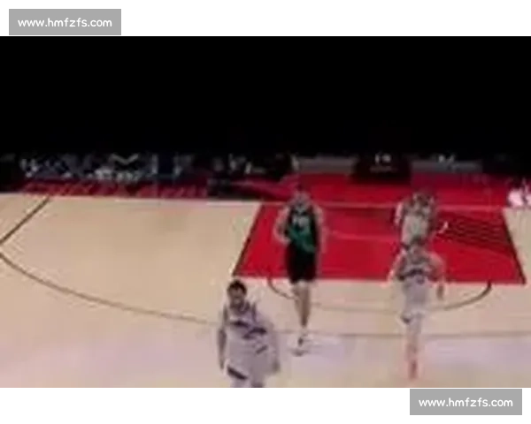 3D 暴击！大洛压哨三分 + 单手血帽夏普